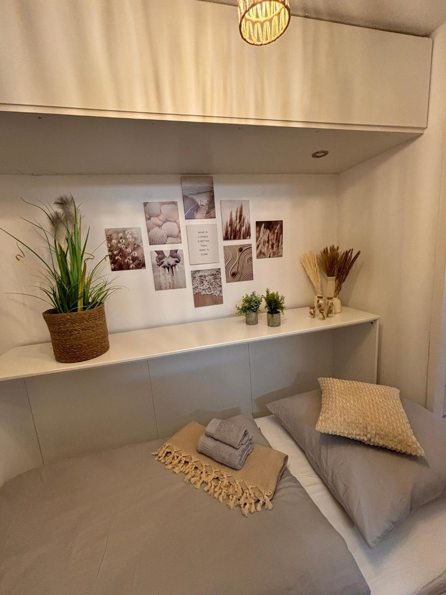 Apartment Boho Livings Station *