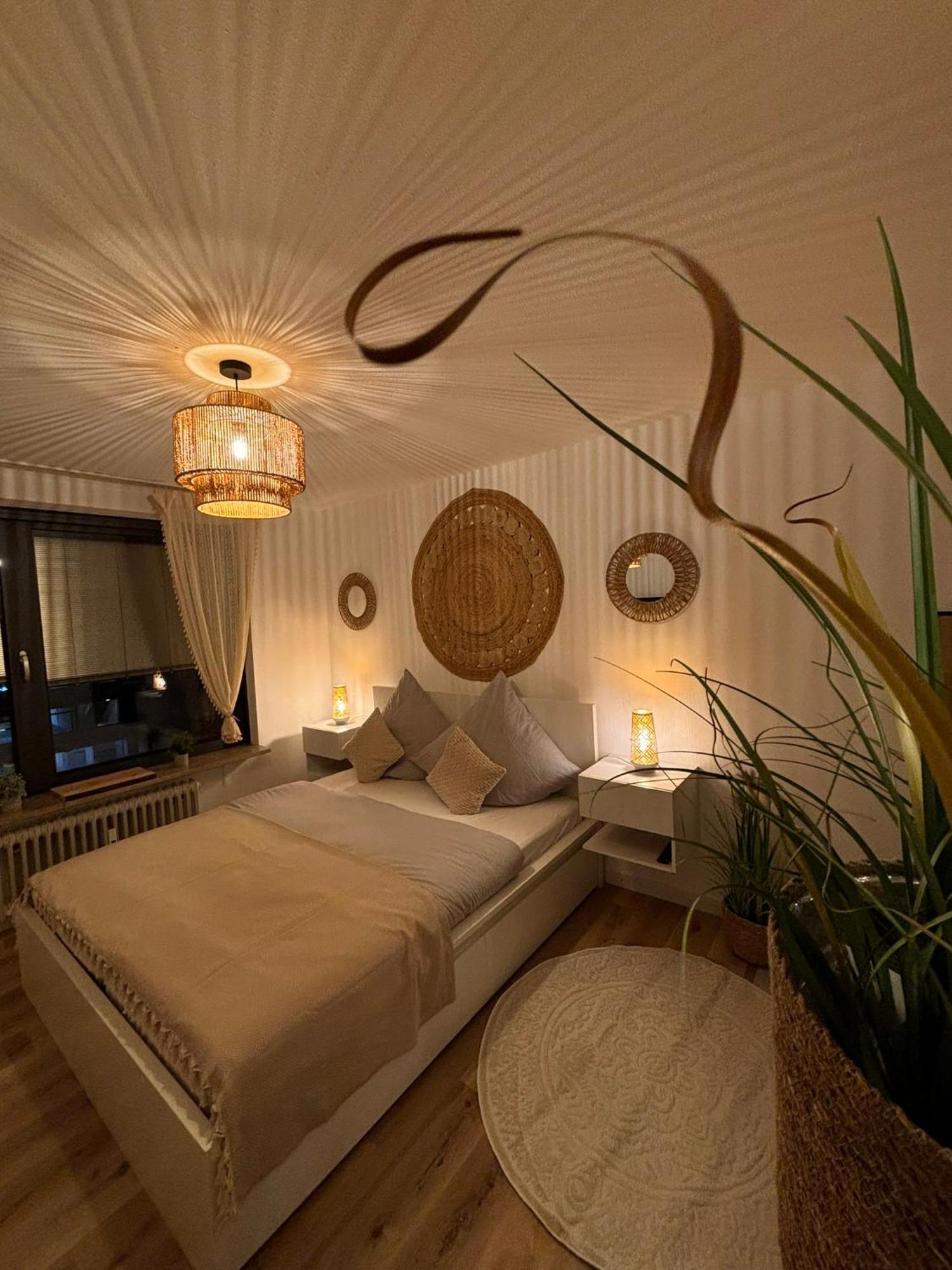 Boho Livings Station Apartment *